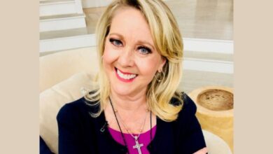 Mary Beth Roe